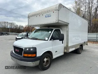 2018 GMC Savana z VIN 7GZ37SCG4JN001057, wystawiony jako Copart lot #54384465 z przebiegiem 206 021 mil mil oraz Tytuł czysty. Historia ofert i sprzedaży dostępna na DreamBid. Obrazek 2.