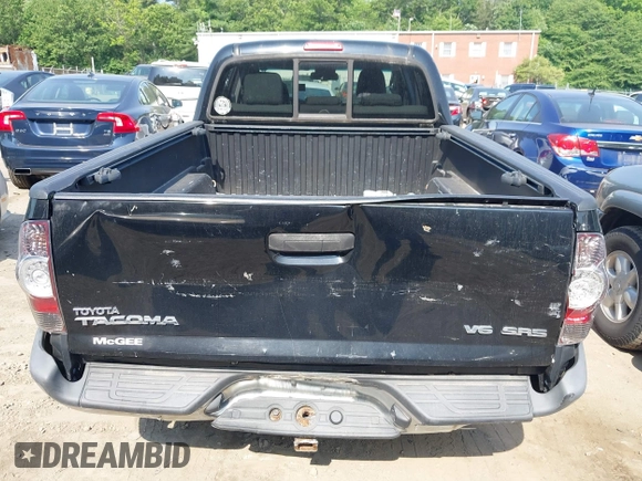 2013 Toyota Tacoma with VIN 3TMMU4FNXDM057020, listed as a IAAI auction lot 42560987 with 177,333 mi miles and . Bid and sale history available at DreamBid. Image 16.