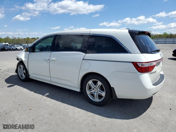 2013 Honda Odyssey Touring with VIN 5FNRL5H92DB064031, listed as a Copart auction lot 53559395 with 170,967 mi miles and Clean Title. Bid and sale history available at carsss.com. Image 2.