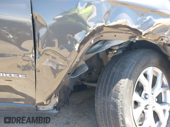 2021 Jeep Grand Cherokee Limited with VIN 1C4RJKBG1M8213315, listed as a IAAI auction lot 42582784 with 43,375 mi miles and . Bid and sale history available at DreamBid. Image 19.