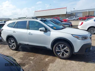 2022 Subaru Outback Limited with VIN 4S4BTANC2N3133479, listed as a IAAI auction lot 42496086 with 43,568 mi miles and . Bid and sale history available at DreamBid. Image 13.