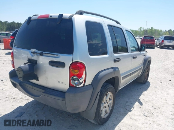 2003 Jeep Liberty Sport with VIN 1J4GK48K33W676704, listed as a IAAI auction lot 42007037 with 114,290 mi miles and . Bid and sale history available at DreamBid. Image 4.