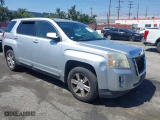2010 GMC Terrain SLE-1 with VIN 2CTFLCEW0A6276238, listed as a IAAI auction lot 42017808 with 168,853 mi miles. Bid and sale history available at carsss.com. Image 1.