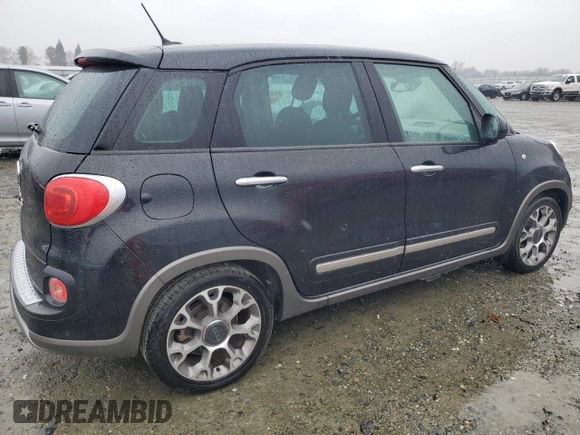 2014 FIAT 500L Trekking with VIN ZFBCFADH5EZ004813, listed as a Copart auction lot 43283495 with 184,984 mi miles and Clean Title. Bid and sale history available at DreamBid. Image 3.