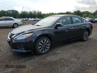 2017 Nissan Altima SL with VIN 1N4AL3AP1HC191601, listed as a Copart auction lot 61574595 with 110,251 mi miles and Salvage title. Bid and sale history available at DreamBid. Image 1.