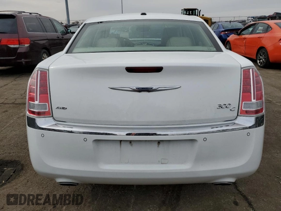 2014 Chrysler 300 C with VIN 2C3CCAKT8EH287743, listed as a Copart auction lot 46525465 with 86,282 mi miles and Salvage Title. Bid and sale history available at DreamBid. Image 6.