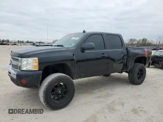 2013 Chevrolet Silverado 1500 LT with VIN 3GCPKSEA5DG292980, listed as a Copart auction lot 41745835 with 177,590 mi miles and Salvage Title. Bid and sale history available at DreamBid. Image 1.