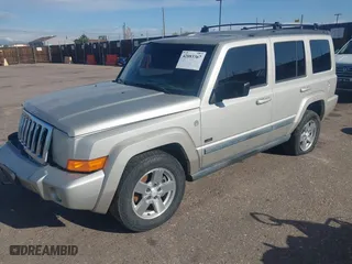 2007 Jeep Commander Sport with VIN 1J8HG48P07C671600, listed as a IAAI auction lot 42083367 with 220,113 mi miles. Bid and sale history available at carsss.com. Image 2.