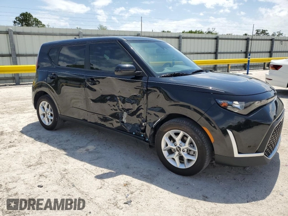 2024 Kia Soul LX with VIN KNDJ23AU0R7911774, listed as a Copart auction lot 52014835 with 28,246 mi miles and Salvage Title. Bid and sale history available at carsss.com. Image 4.