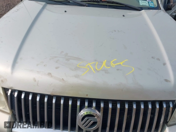 2005 Mercury Mariner Luxury with VIN 4M2YU57105DJ32592, listed as a IAAI auction lot 42433116 with Not provided miles and . Bid and sale history available at DreamBid. Image 10.