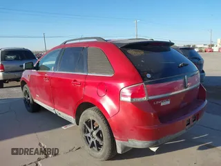 2008 Lincoln MKX with VIN 2LMDU68CX8BJ18199, listed as a IAAI auction lot 41835201 with 142,935 mi miles. Bid and sale history available at carsss.com. Image 5.