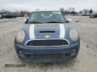 2011 MINI Hardtop S with VIN WMWSV3C55BTY10340, listed as a Copart auction lot 88598945 with Not Provided miles and Salvage Title. Bid and sale history available at DreamBid. Image 5.