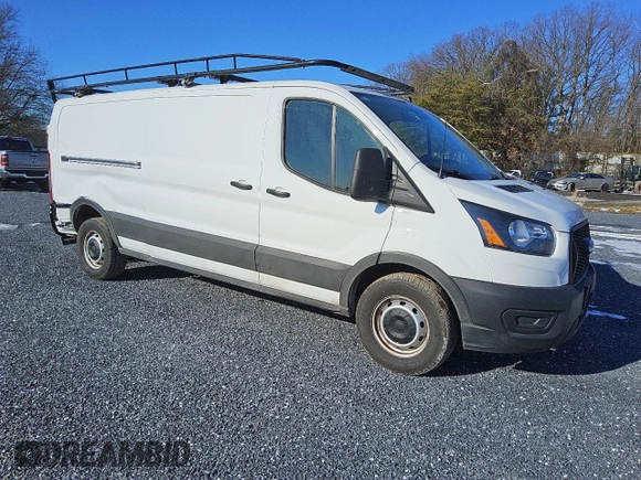 2023 Ford Transit Cargo with VIN 1FTBR1Y82PKB80207, listed as a Copart auction lot 88218055 with 33,382 mi miles and Clean Title. Bid and sale history available at DreamBid. Image 4.