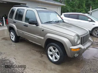 2004 Jeep Liberty Limited z VIN 1J4GL58K54W118633, wystawiony jako IAAI lot #42334543 z przebiegiem 206 491 mil mil oraz . Historia ofert i sprzedaży dostępna na DreamBid. Obrazek 1.