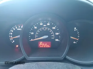 2013 Kia Rio LX z VIN KNADM4A30D6265572, wystawiony jako Copart lot #57632815 z przebiegiem 210 729 mil mil oraz Szkoda całkowita • Salvage title. Historia ofert i sprzedaży dostępna na DreamBid. Obrazek 9.