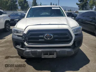 2020 Toyota Tacoma SR z VIN 3TYRX5GNXLT005018, wystawiony jako Copart lot #58040585 z przebiegiem 90 325 mil mil oraz Czysty tytuł • Clean title. Historia ofert i sprzedaży dostępna na DreamBid. Obrazek 5.