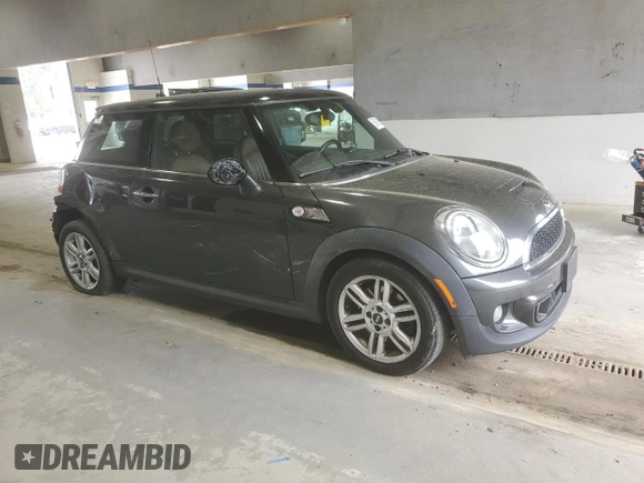2013 MINI Hardtop S with VIN WMWSV3C57DT396593, listed as a Copart auction lot 53610125 with 116,193 mi miles and Salvage Title. Bid and sale history available at DreamBid. Image 4.