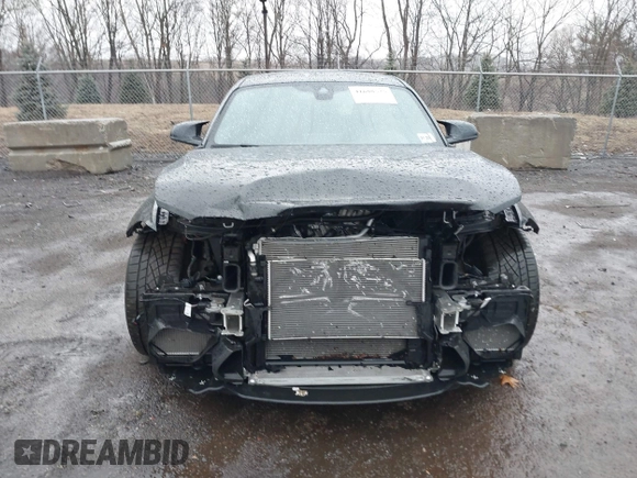 2020 BMW M2 Competition z VIN WBS2U7C05L7E24573, wystawiony jako IAAI lot #41688525 z przebiegiem 18 909 mil mil oraz . Historia ofert i sprzedaży dostępna na DreamBid. Obrazek 13.