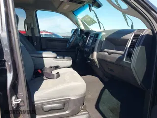 2018 Ram 2500 Tradesman with VIN 3C6UR5HJ9JG239875, listed as a IAAI auction lot 41513451 with 82,075 mi miles. Bid and sale history available at carsss.com. Image 5.