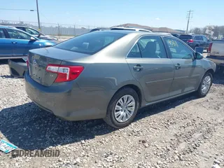 2012 Toyota Camry L z VIN 4T4BF1FK9CR229751, wystawiony jako IAAI lot #42190311 z przebiegiem 105 955 mil mil oraz . Historia ofert i sprzedaży dostępna na DreamBid. Obrazek 4.