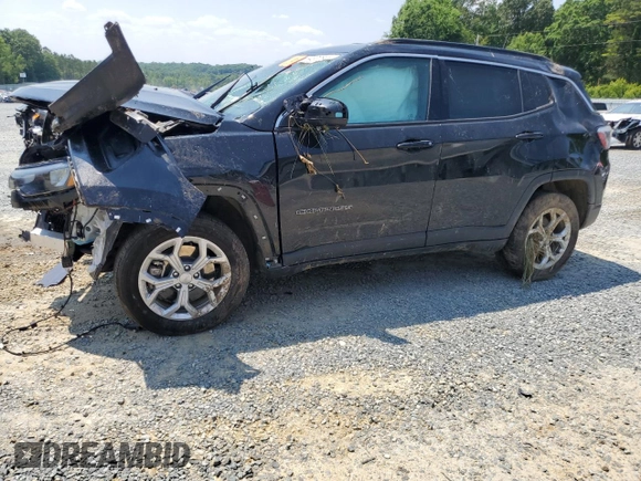 2024 Jeep Compass Latitude с VIN 3C4NJDBNXRT106913, выставлен на аукционе Copart как лот 59372845 с пробегом Не указан миль и Списание • Salvage title. История ставок и продаж доступна на DreamBid. Изображение 1.