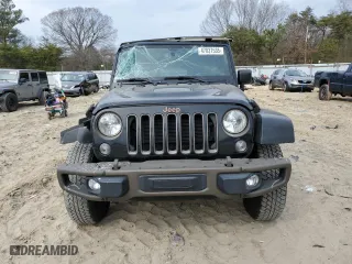 2016 Jeep Wrangler Unlimited 75th Anniversary with VIN 1C4HJWEG5GL235186, listed as a Copart auction lot 47037535 with 152,573 mi miles and Salvage Title. Bid and sale history available at carsss.com. Image 5.