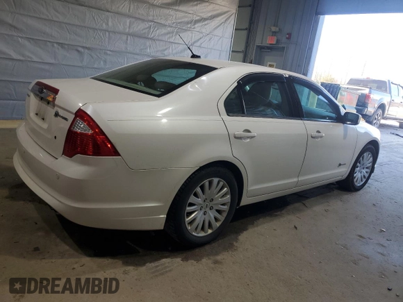 2010 Ford Fusion Hybrid with VIN 3FADP0L31AR298584, listed as a Copart auction lot 50825685 with 166,642 mi miles and Salvage Title. Bid and sale history available at DreamBid. Image 3.