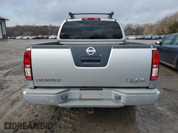 2006 Nissan Frontier Nismo z VIN 1N6AD07W16C427405, wystawiony jako Copart lot #43998685 z przebiegiem 113 227 mil mil oraz Szkoda całkowita • Salvage title. Historia ofert i sprzedaży dostępna na DreamBid. Obrazek 6.