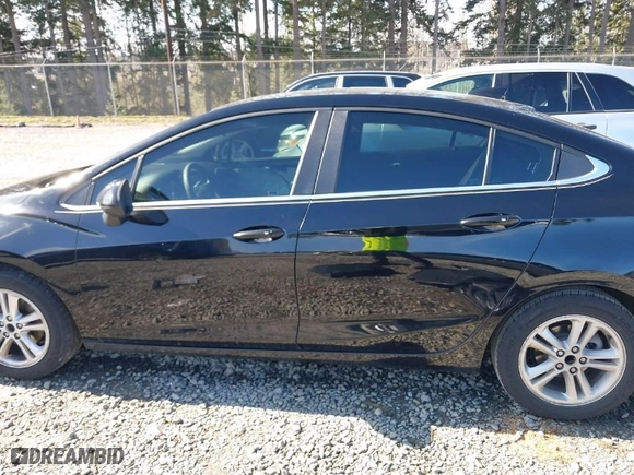 2017 Chevrolet Cruze LT with VIN 1G1BE5SM0H7159846, listed as a IAAI auction lot 41722950 with NaN miles. Bid and sale history available at carsss.com. Image 15.