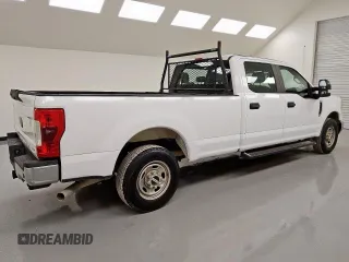 2017 Ford F-250 XL with VIN 1FT7W2A62HEB60259, listed as a Copart auction lot 63471355 with 107,247 mi miles and Clean title. Bid and sale history available at DreamBid. Image 3.