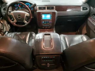 2011 GMC Yukon XL Denali with VIN 1GKS2MEF1BR369394, listed as a Copart auction lot 53300515 with 232,738 mi miles and Clean Title. Bid and sale history available at carsss.com. Image 8.