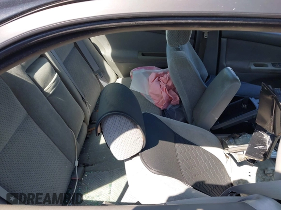 2004 Toyota Camry LE with VIN 4T1BE32K54U270040, listed as a IAAI auction lot 41984769 with Not provided miles and . Bid and sale history available at DreamBid. Image 8.