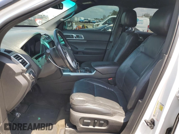 2014 Ford Explorer XLT with VIN 1FM5K7D8XEGA21117, listed as a Copart auction lot 55804625 with 193,665 mi miles and Salvage Title. Bid and sale history available at DreamBid. Image 7.