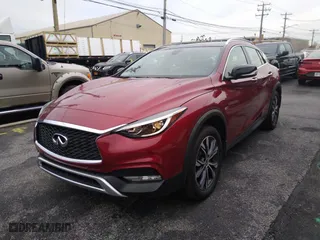 2017 Infiniti QX30 Luxury with VIN SJKCH5CR2HA030357, listed as a Copart auction lot 75717273 with 39,919 mi miles. Bid and sale history available at carsss.com. Image 2.