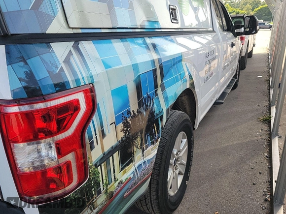 2020 Ford F-150 with VIN 1FTFX1C49LKD53369, listed as a IAAI auction lot 42725370 with 187,970 mi miles and . Bid and sale history available at DreamBid. Image 24.