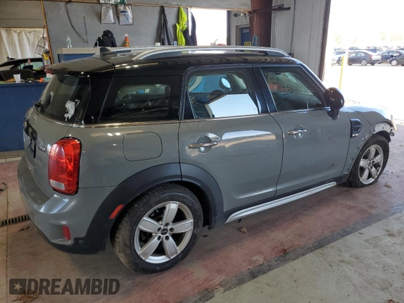 2018 MINI Countryman Cooper with VIN WMZYV5C31J3E03902, listed as a Copart auction lot 78466354 with 121,689 mi miles and Salvage Title. Bid and sale history available at carsss.com. Image 3.