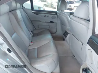 2009 Lexus LS 460 with VIN JTHBL46F895091293, listed as a IAAI auction lot 41825852 with 193,568 mi miles. Bid and sale history available at carsss.com. Image 8.