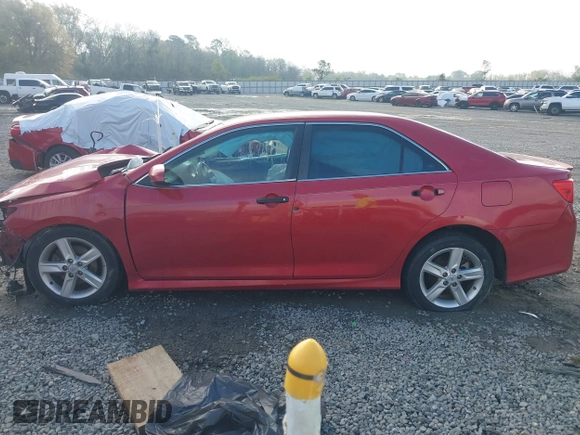 2012 Toyota Camry L with VIN 4T1BF1FK8CU635921, listed as a IAAI auction lot 41869896 with 212,820 mi miles. Bid and sale history available at carsss.com. Image 14.