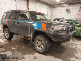 2019 Toyota 4Runner SR5 with VIN JTEBU5JR0K5620419, listed as a IAAI auction lot 41390848 with 93,507 mi miles. Bid and sale history available at carsss.com. Image 1.