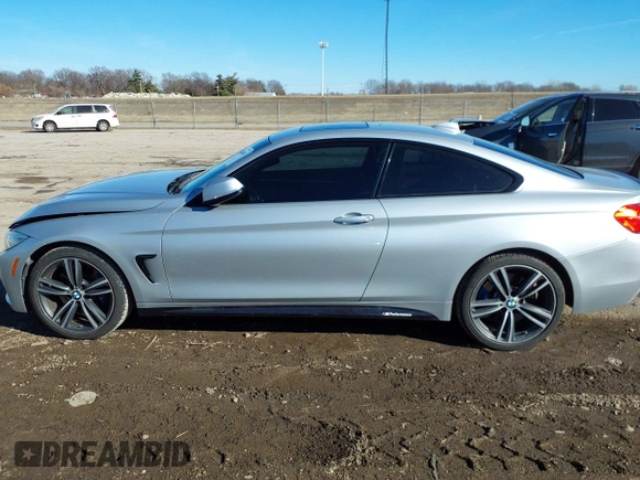 2015 BMW 4 Series 435i xDrive с VIN WBA3R5C58FK372428, выставлен на аукционе IAAI как лот 41460465 с пробегом 133 654 миль миль и . История ставок и продаж доступна на DreamBid. Изображение 14.