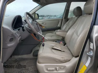 1999 Lexus RX 300 Luxury SUV with VIN JT6HF10U8X0077372, listed as a Copart auction lot 45701415 with 267,526 mi miles and Clean Title. Bid and sale history available at carsss.com. Image 7.
