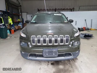 2016 Jeep Cherokee Altitude with VIN 1C4PJMCB0GW272264, listed as a Copart auction lot 84877824 with 160,834 mi miles and Salvage Title. Bid and sale history available at carsss.com. Image 5.