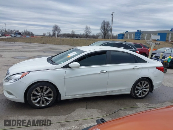 2013 Hyundai Sonata Limited with VIN 5NPEC4AB5DH522006, listed as a IAAI auction lot 41532895 with 189,161 mi miles and . Bid and sale history available at DreamBid. Image 14.