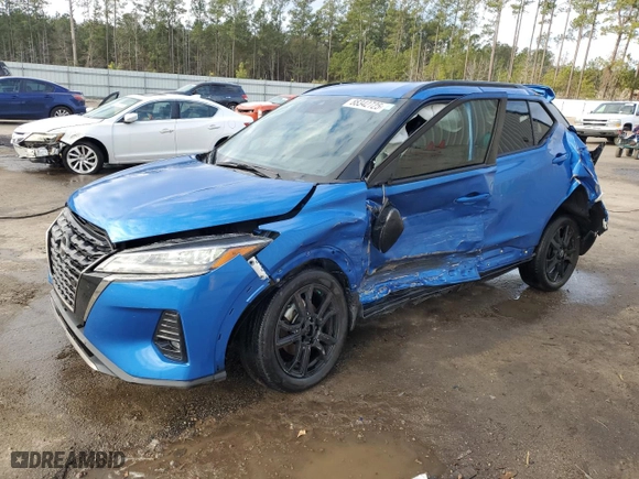 2022 Nissan Kicks SR with VIN 3N1CP5DV1NL501097, listed as a Copart auction lot 88342725 with 35,266 mi miles and Salvage Title. Bid and sale history available at carsss.com. Image 1.
