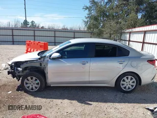 2021 Kia Rio LX with VIN 3KPA24AD8ME403664, listed as a IAAI auction lot 41675554 with 37,999 mi miles. Bid and sale history available at carsss.com. Image 15.