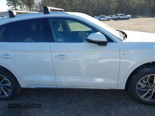 2023 Audi Q5 S line Premium Plus z VIN WA1EAAFY3P2116212, wystawiony jako IAAI lot #41779665 z przebiegiem 32 605 mil mil oraz . Historia ofert i sprzedaży dostępna na DreamBid. Obrazek 13.