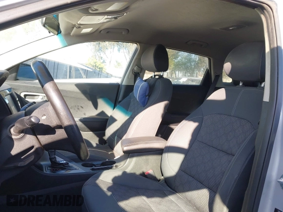 2019 Kia Niro LX with VIN KNDCB3LC1K5256409, listed as a IAAI auction lot 41741415 with 153,360 mi miles. Bid and sale history available at carsss.com. Image 21.
