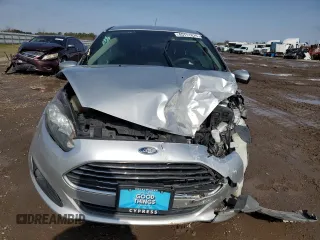 2019 Ford Fiesta SE with VIN 3FADP4EJ9KM106216, listed as a Copart auction lot 45117875 with 87,214 mi miles and Salvage Title. Bid and sale history available at DreamBid. Image 5.