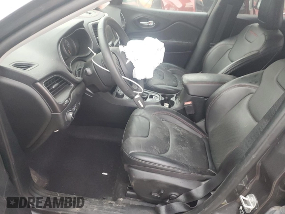 2022 Jeep Cherokee Trailhawk with VIN 1C4PJMBX3ND540147, listed as a Copart auction lot 49957245 with Not Provided miles and Salvage Title. Bid and sale history available at DreamBid. Image 7.