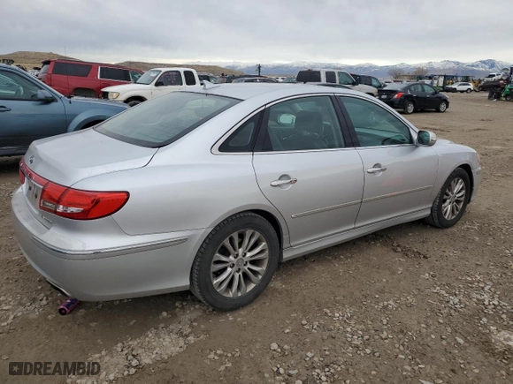 2011 Hyundai Azera Limited with VIN KMHFC4DF2BA539526, listed as a Copart auction lot 86614414 with 178,136 mi miles and Salvage Title. Bid and sale history available at carsss.com. Image 3.